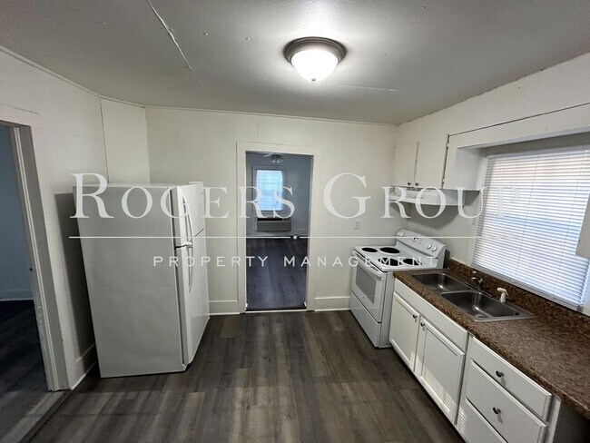 Foto del edificio - Homes for rent in Louisburg NC - 303 Perry...