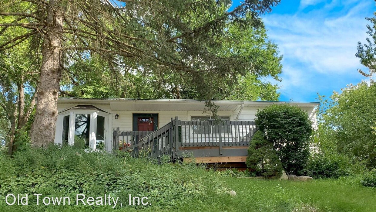 Primary Photo - 3 br, 1 bath House - 240 Brookside