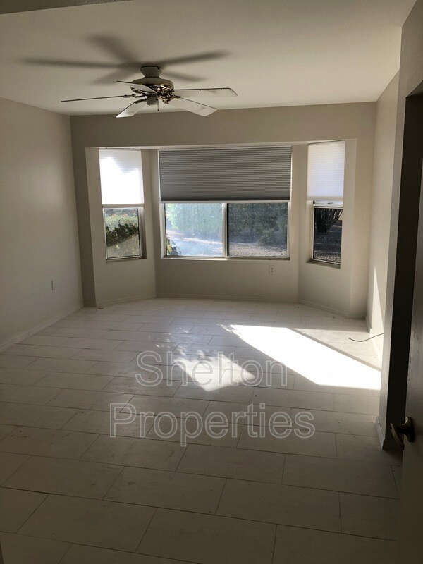 Foto del edificio - 14305 W Heritage Dr