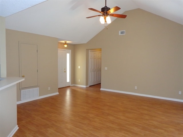 Building Photo - 106 Habitat Dr