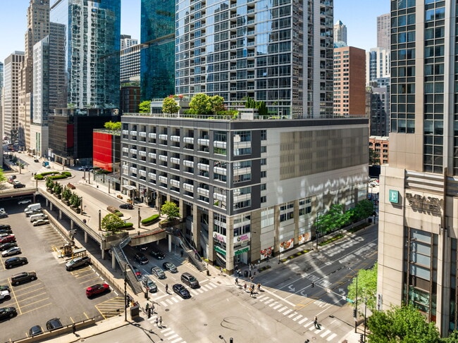 Building Photo - 240 E Illinois St