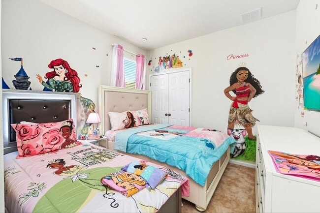 Building Photo - Spacious 6BR House in Kissimmee