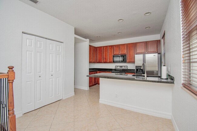 Foto del edificio - 1833 NW 12th St