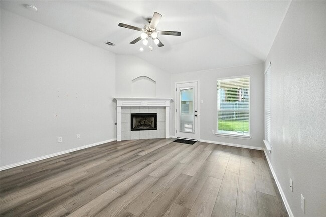 Building Photo - 11744 Ficus Dr