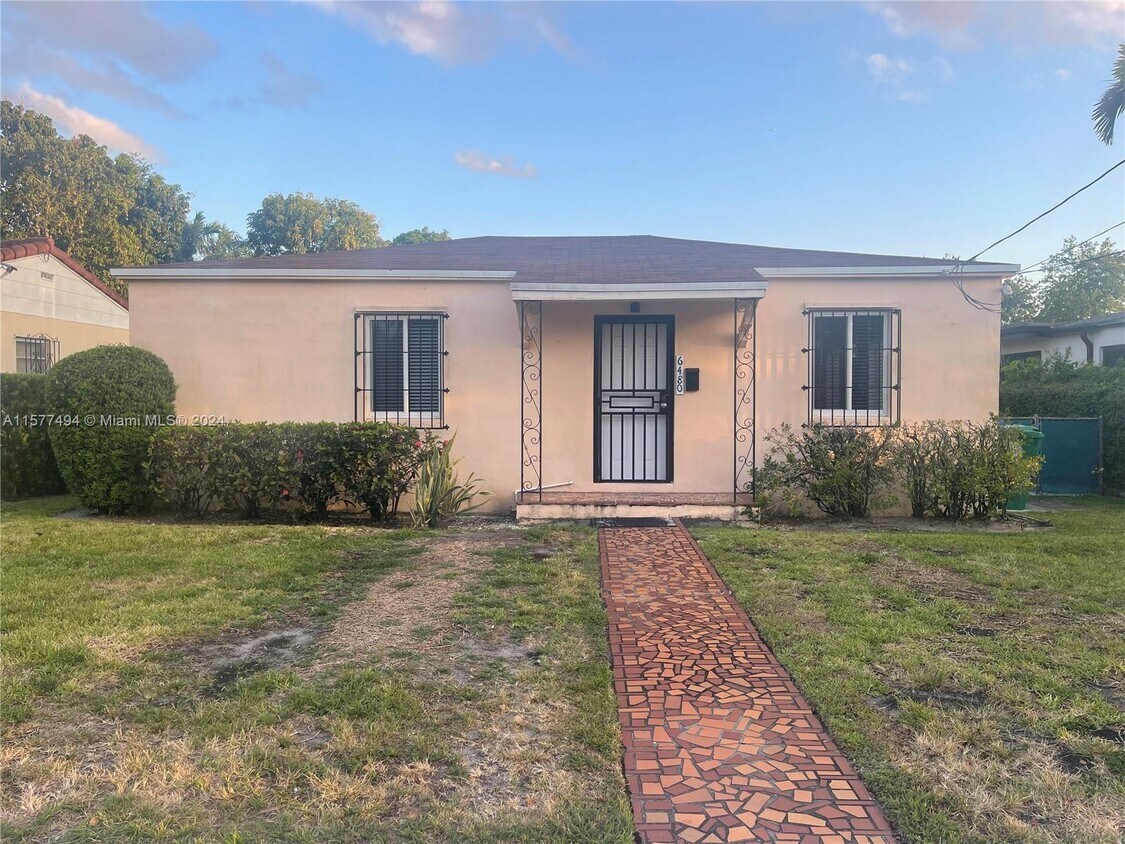 6480 SW 2nd St, Miami, FL 33144 House Rental in Miami, FL
