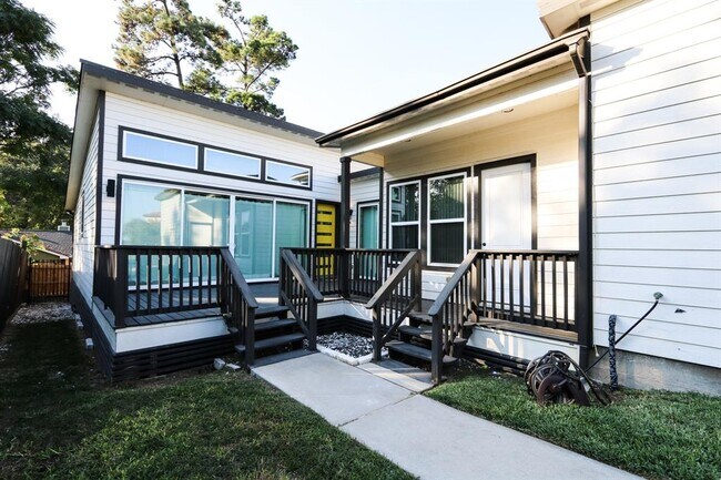 Foto del edificio - 13257 Bridgeview Ln