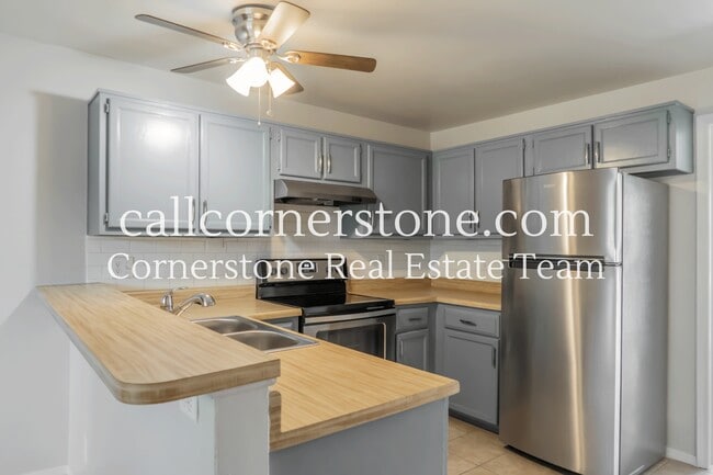 Building Photo - 6711 Overland Dr