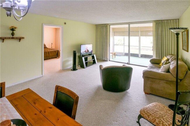 Foto del edificio - 4550 NW 18th Ave