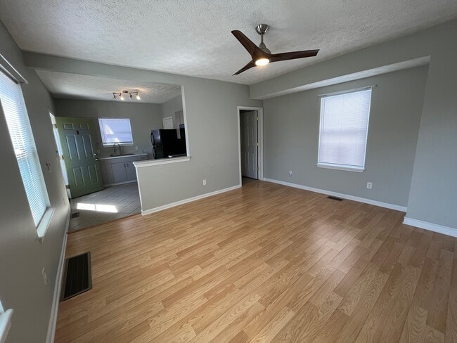Building Photo - 2166 W 34th Pl