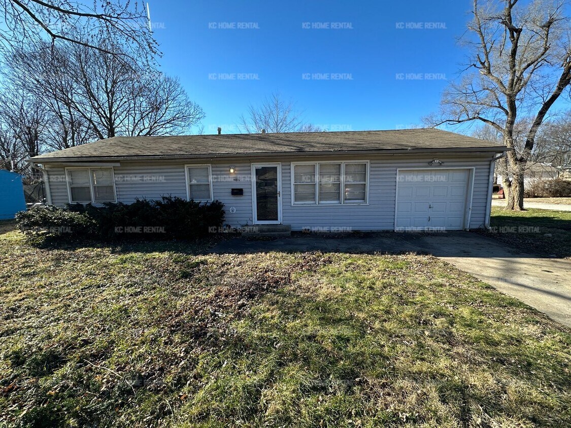 Primary Photo - Lovely 3 bed 1 bath home in KCMO!