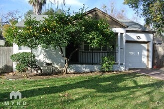 Building Photo - 2141 Royal Oaks Dr