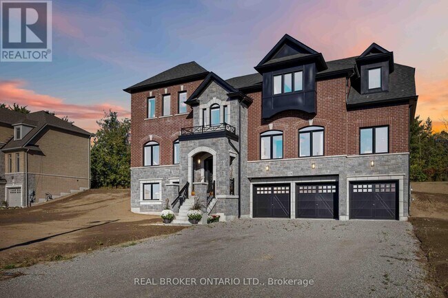 Photo du bâtiment - 2236 Pemberton Wy