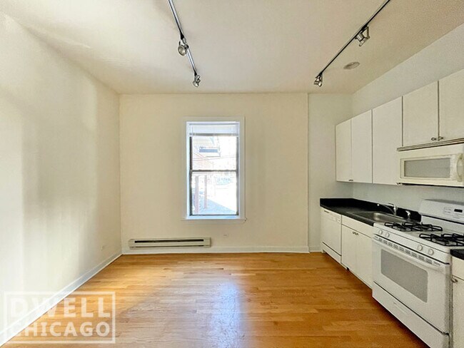 Foto del edificio - 4750 N Sheridan Rd