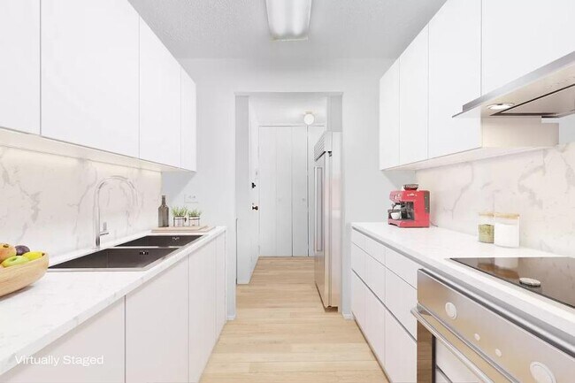 Foto del edificio - 3 bedroom in New York NY 10038