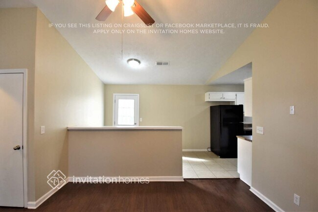 Foto del edificio - 4038 Warren Rd
