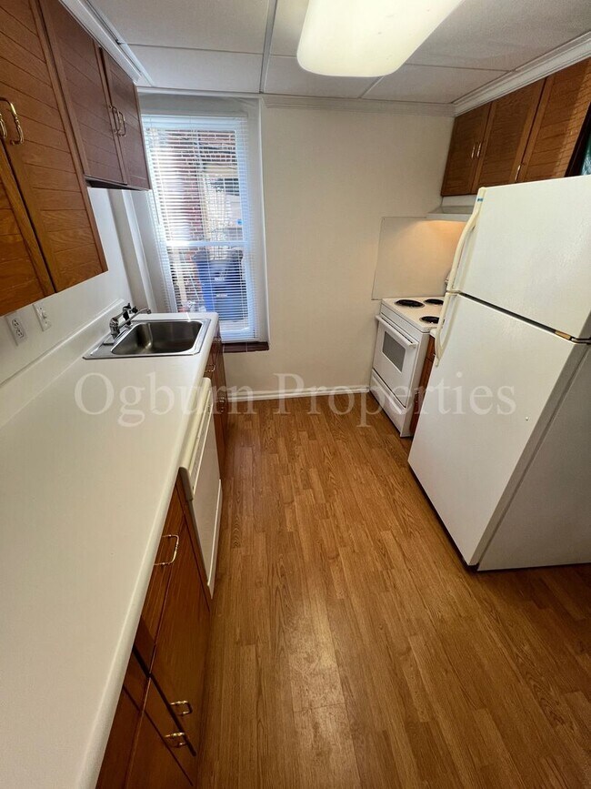 Foto del edificio - 826001 - 840-848 W. FOURTH STREET