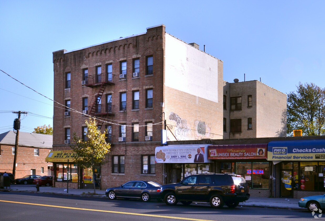 Foto del edificio - 3415 Colden Ave