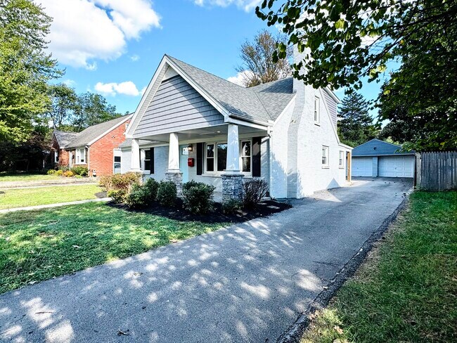 Foto del edificio - 564 Claymont Dr