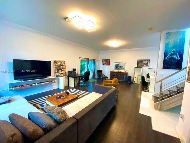 Foto del edificio - 2732 SW 26th St