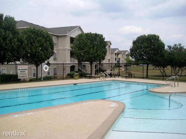 Building Photo - 3000 Lakeline Blvd