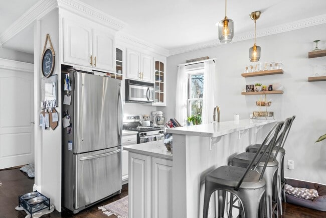 Photo - 174 W 9th St Apartment