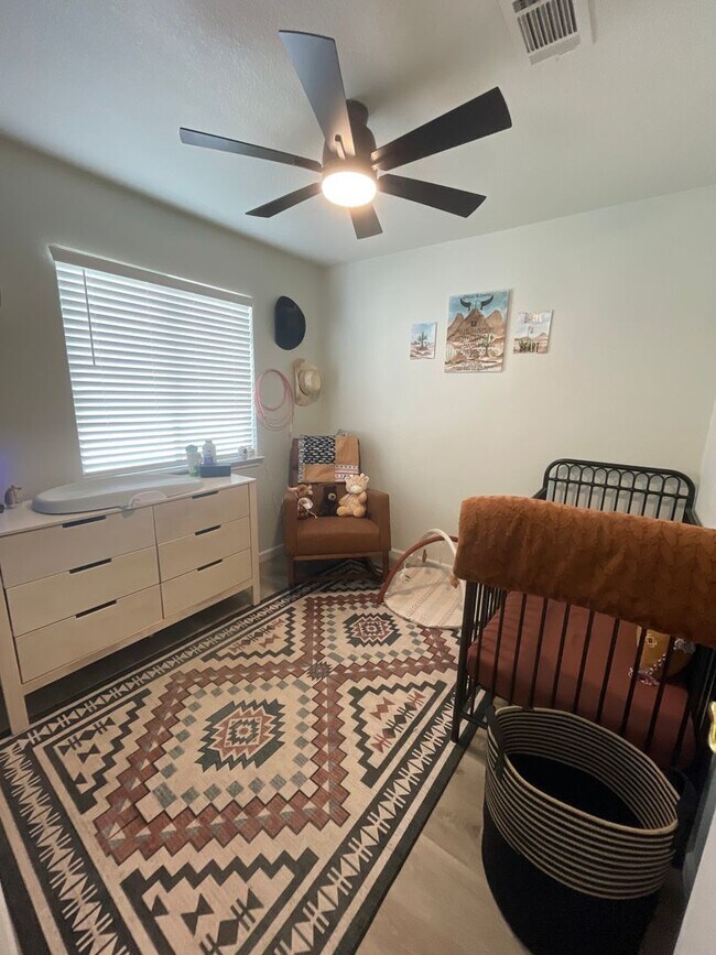 Foto del edificio - 15303 Faircrest court