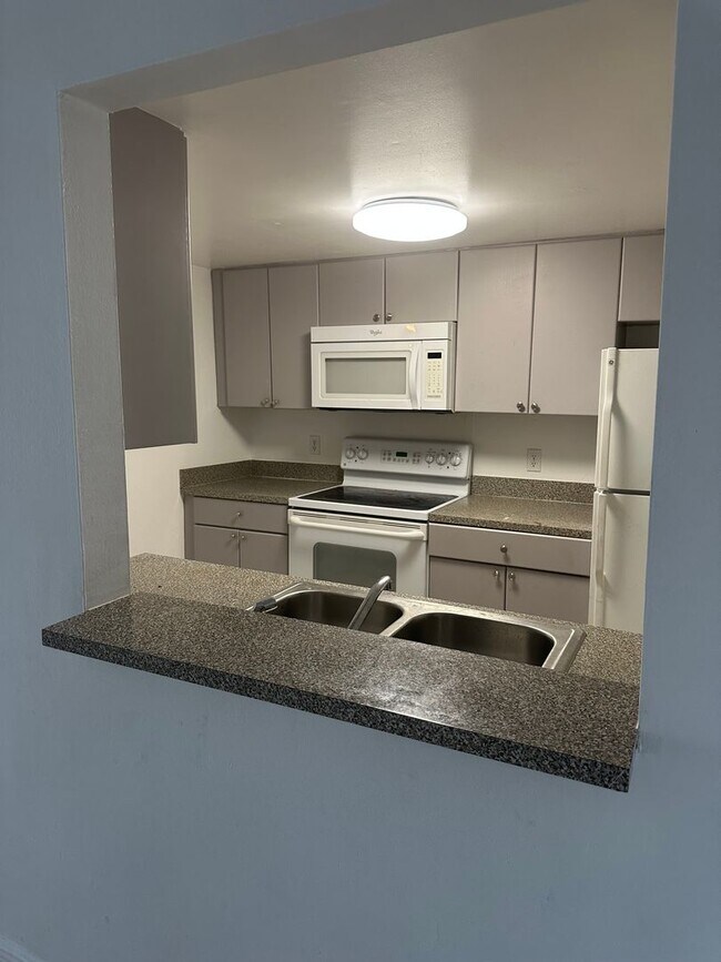 Foto del edificio - Kenwood