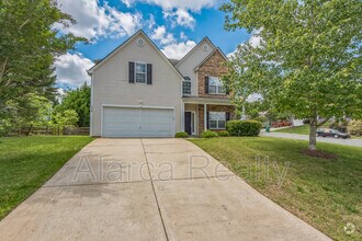 Building Photo - 2069 White Cedar Ln