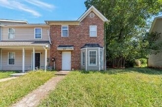 Building Photo - 776 Crestside Ct