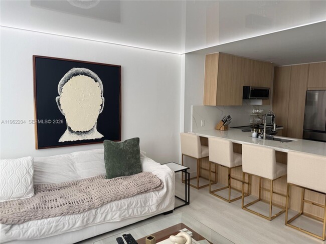 Foto del edificio - 1849 S Ocean Dr