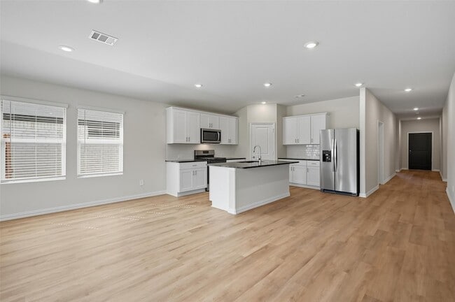 Photo - 6605 Creek Edge Circle House