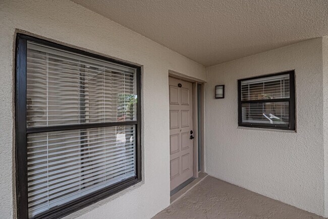 Building Photo - 5750 Camino Del Sol