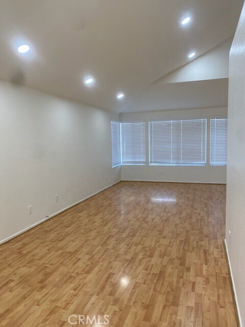 Building Photo - 6611 Kern Pl