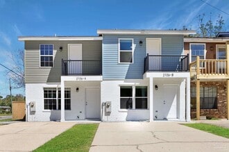 Building Photo - 2106 Schwab Ct
