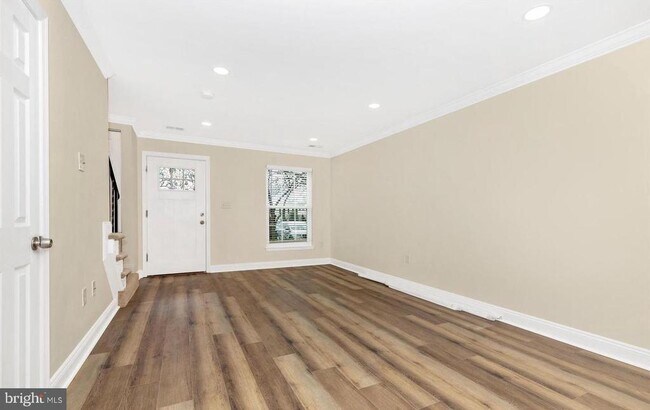 Building Photo - 459 Arwell Ct