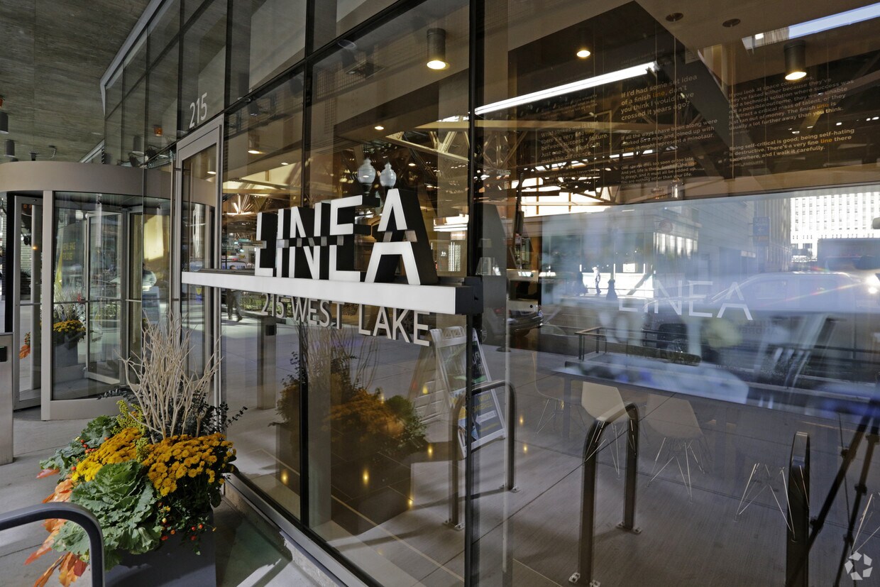 Linea Apartments Apartments - Chicago, IL | Apartments.com