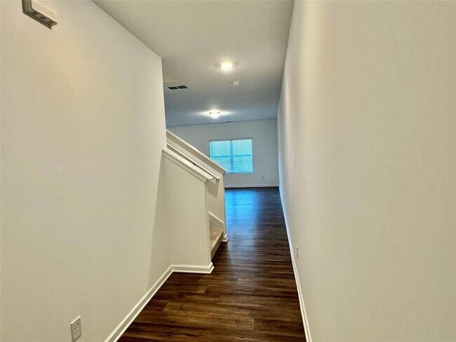 Foto del edificio - 1151 Lossie Way