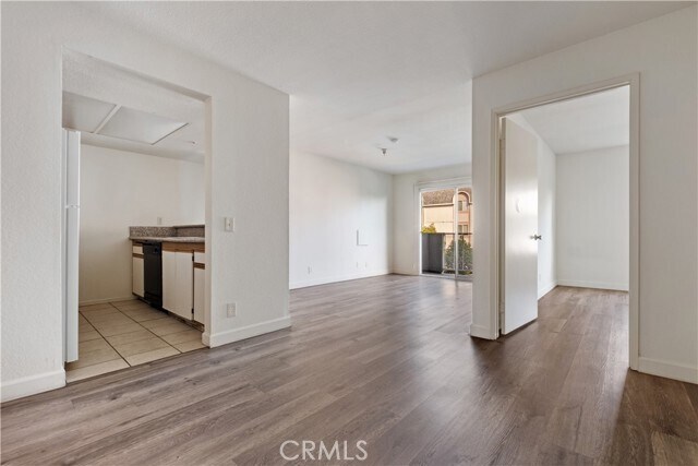 Foto del edificio - 1246 W 30th St