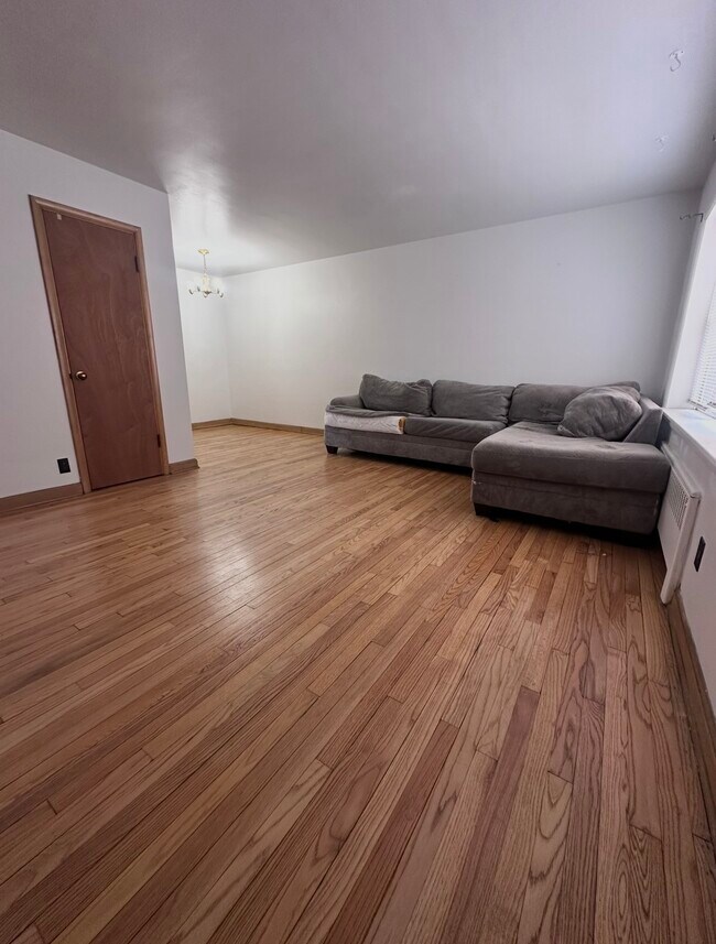Foto del edificio - 4002 N Farwell Ave