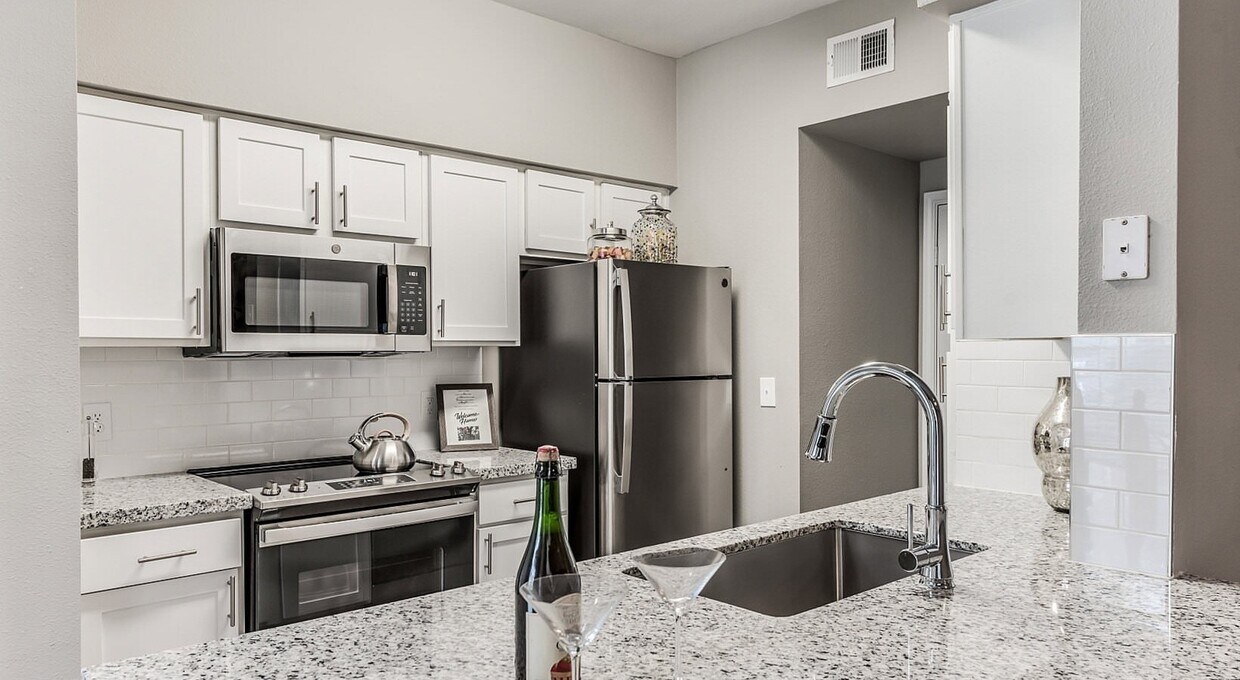 Foto principal - Start Fresh – $250 Off When You Lease Today