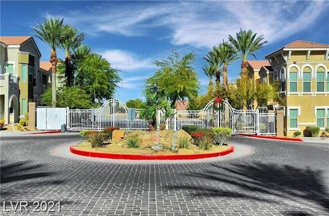 Building Photo - 10001 Peace Way