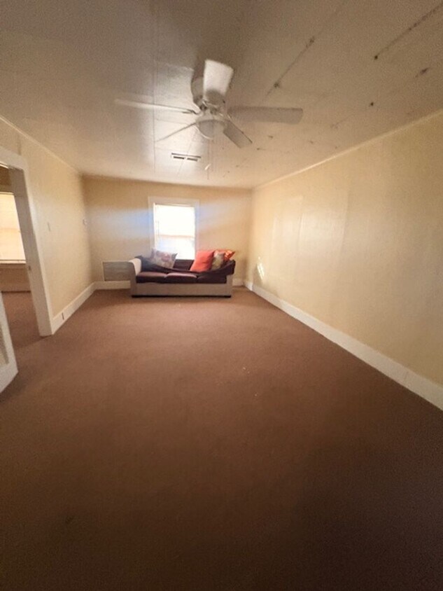 Foto principal - 2 Bedroom Home in El Centro