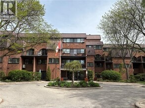 Building Photo - 36 Hayhurst Rd