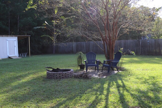Building Photo - 51 Twin Oaks Pl