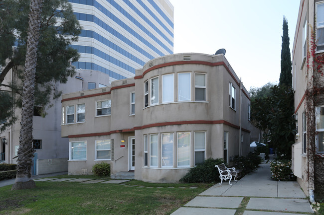 Building Photo - Bundy Apartments