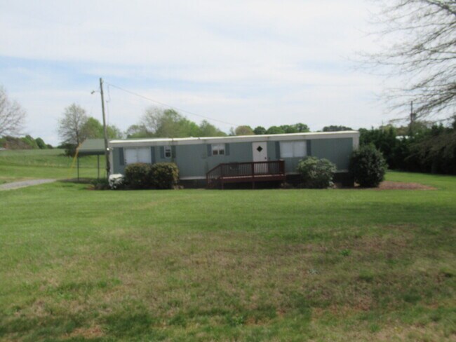 Building Photo - Cozy 2-Bedroom Home for Lease in Western Lincoln County – Move-In Ready!