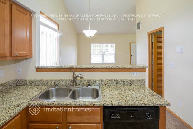 Foto del edificio - 1736 Raleigh Trail