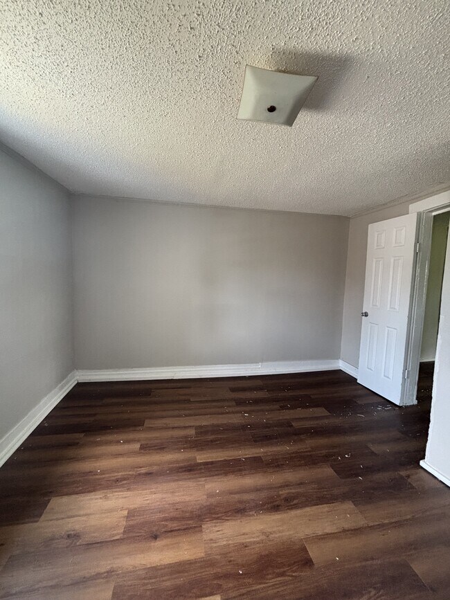 Foto del edificio - 709 30th St SW