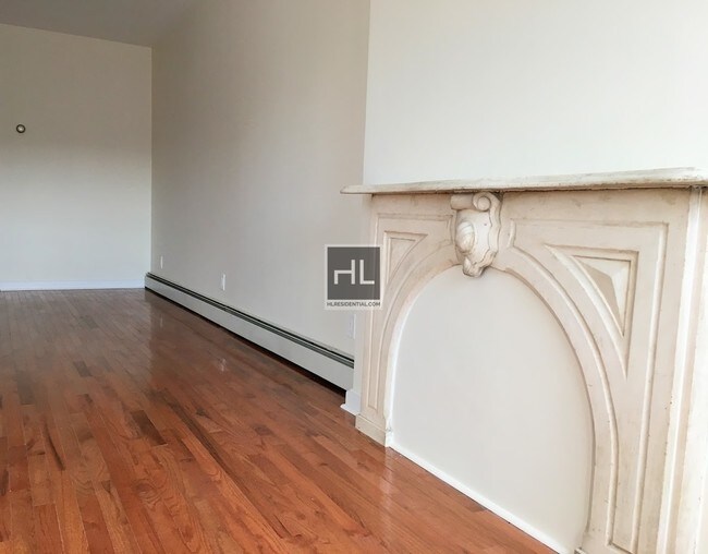 Building Photo - 573 3rd Ave