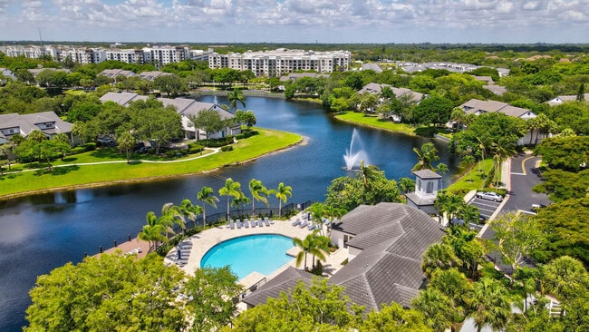 Building Photo - St. Tropez Townhomes & Villas